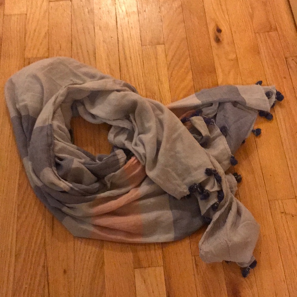 Lululemon Sun to Moon scarf NWOT